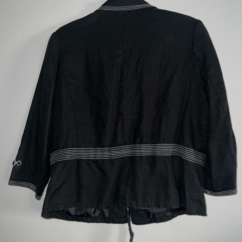 black blazer - Picture 4 of 5